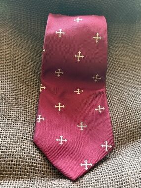 Men's Ben Silver silk  Burgundy Silk Tie with Gold Cross Motif